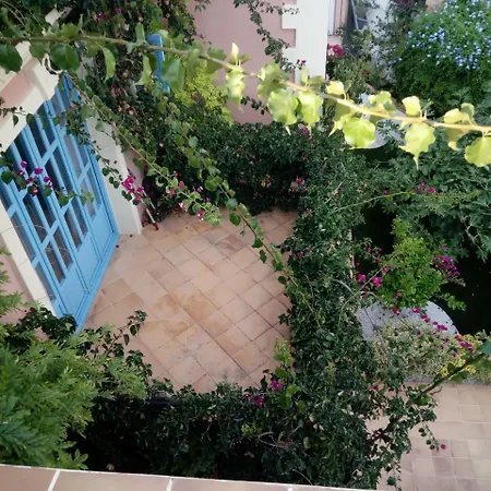 Casa Sitges Hills 度假居 *