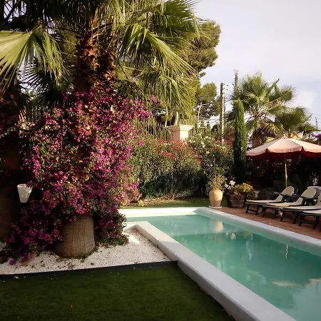 Casa Sitges Hills 度假居 *